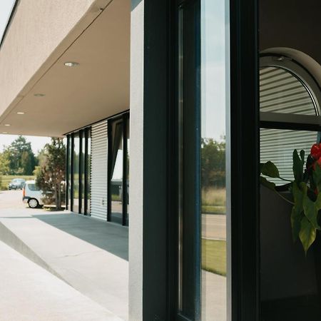 Ross Hotel Stuttgart Zewnętrze zdjęcie